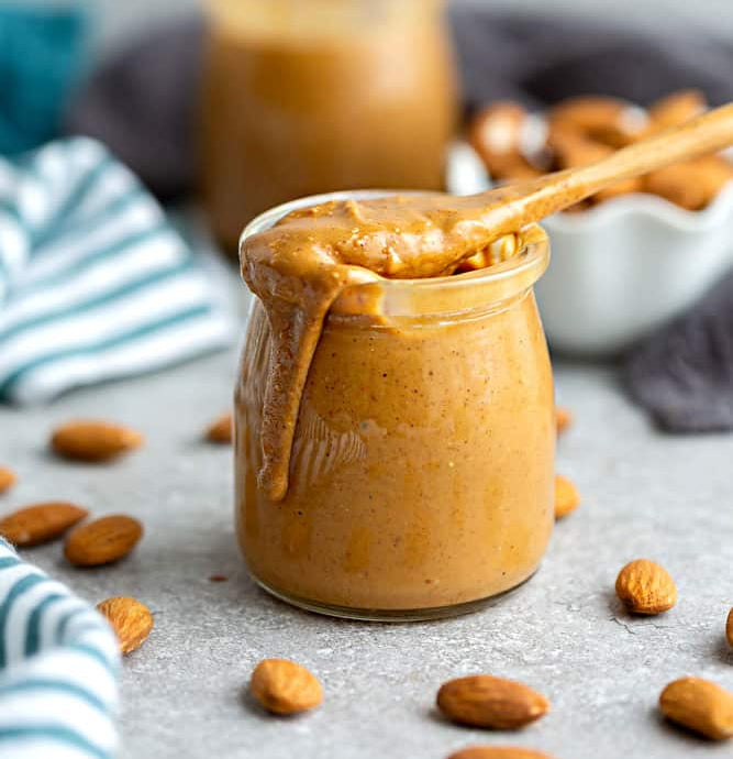 ALMOND BUTTER | Natural  &  Organic