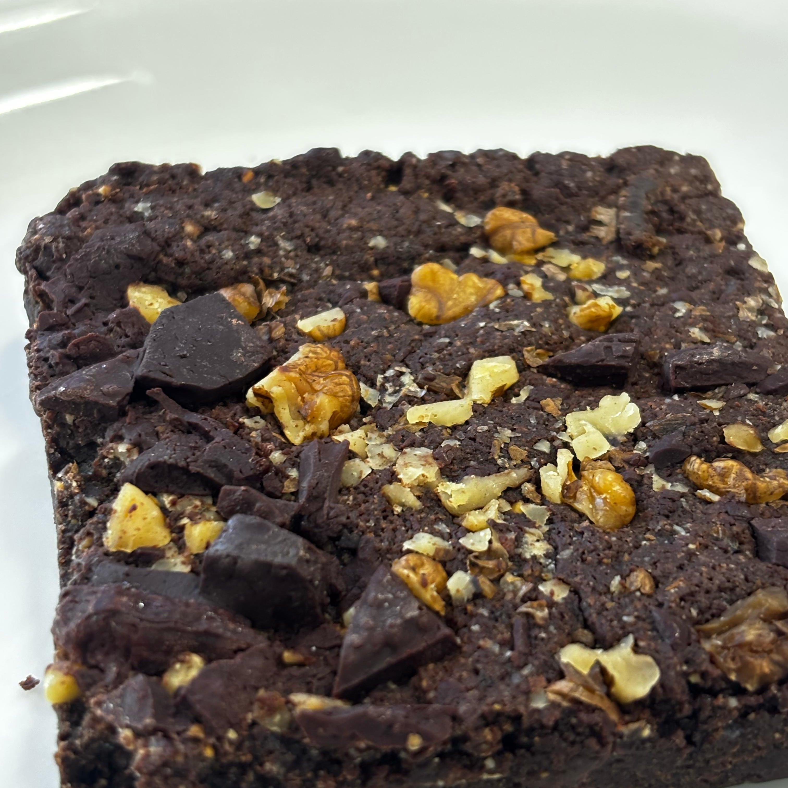 CHOCOLATE BROWNIE (VEGAN)