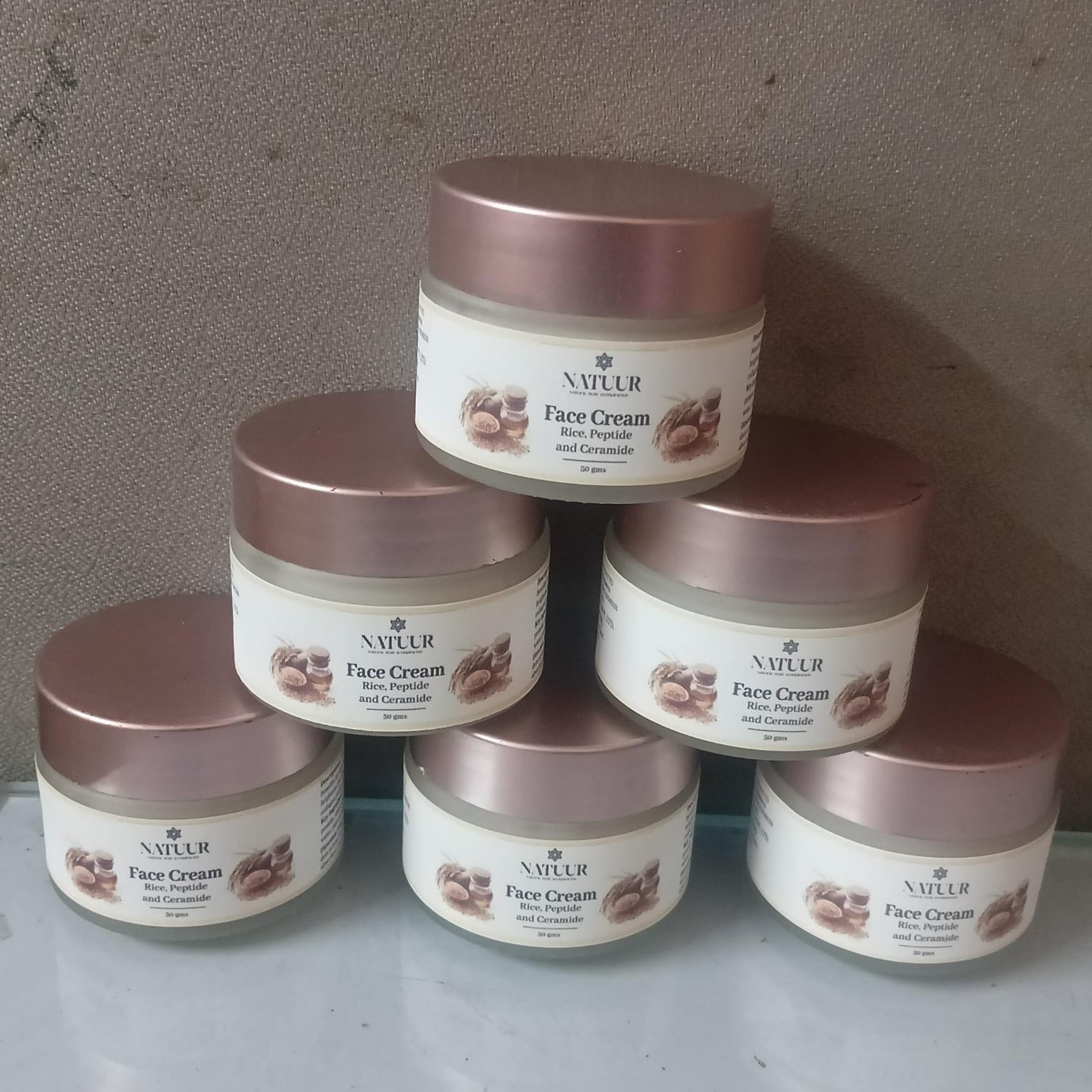 HEMP HONEYSUCLLE FACE CREAM 50GM
