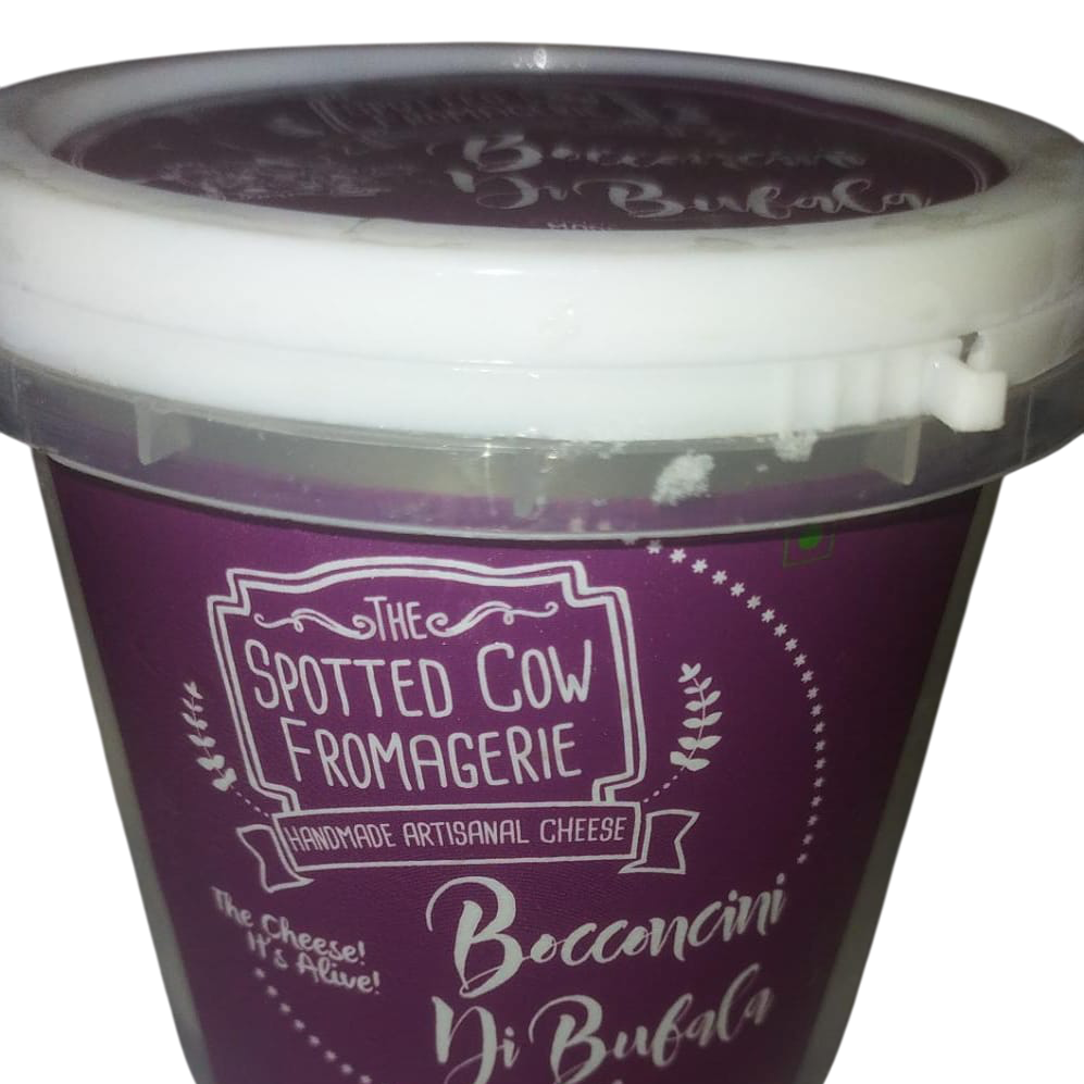 BOCCONCINI DI BUFALA (The Spotted Cow Fromargerie) | Natural  &  Organic